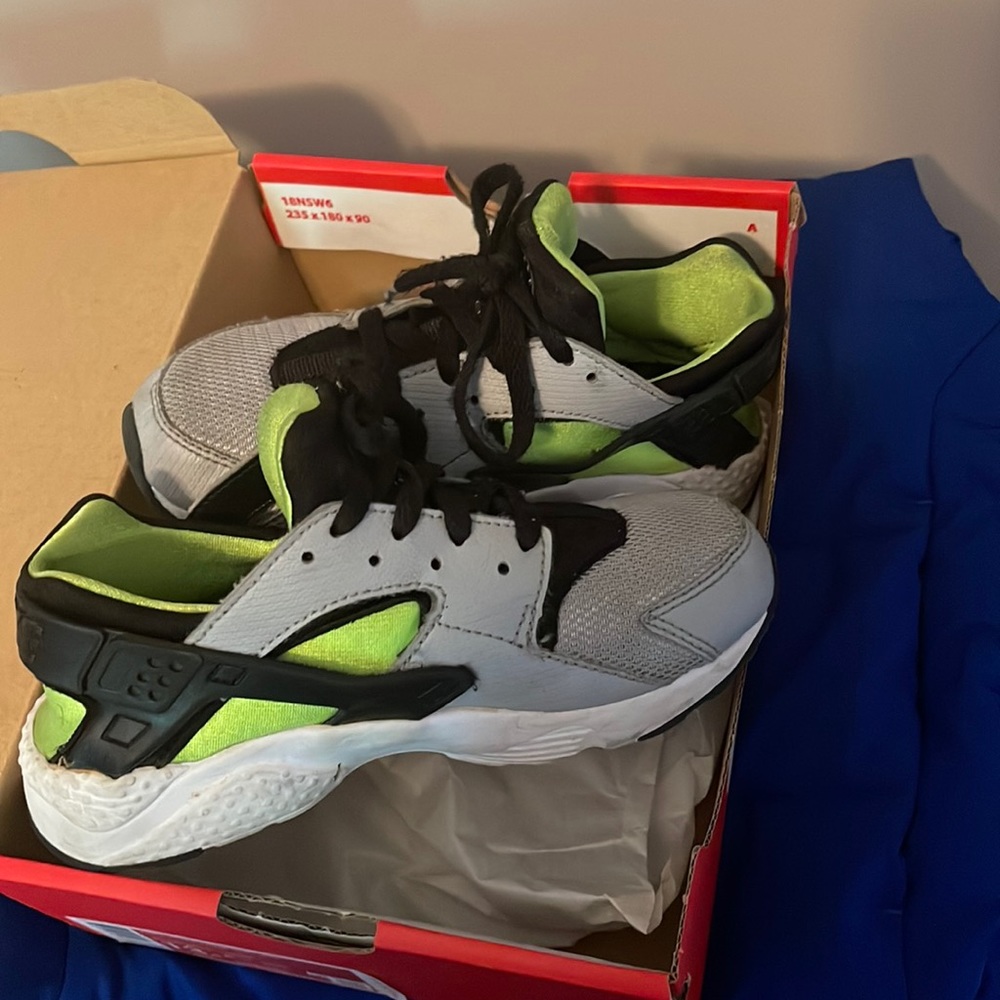 Gray and Green Huarache Run